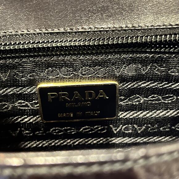 PRADA Black Vintage Croc Leather Shoulder Bag DIA298 - Picture 8 of 9